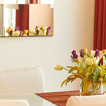 Penthouse In Benahavis With Terrace And Jacuzzi Apartment